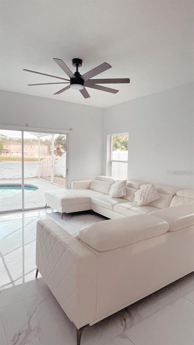 MEADOW CREEK 44/58 - Residential Lease