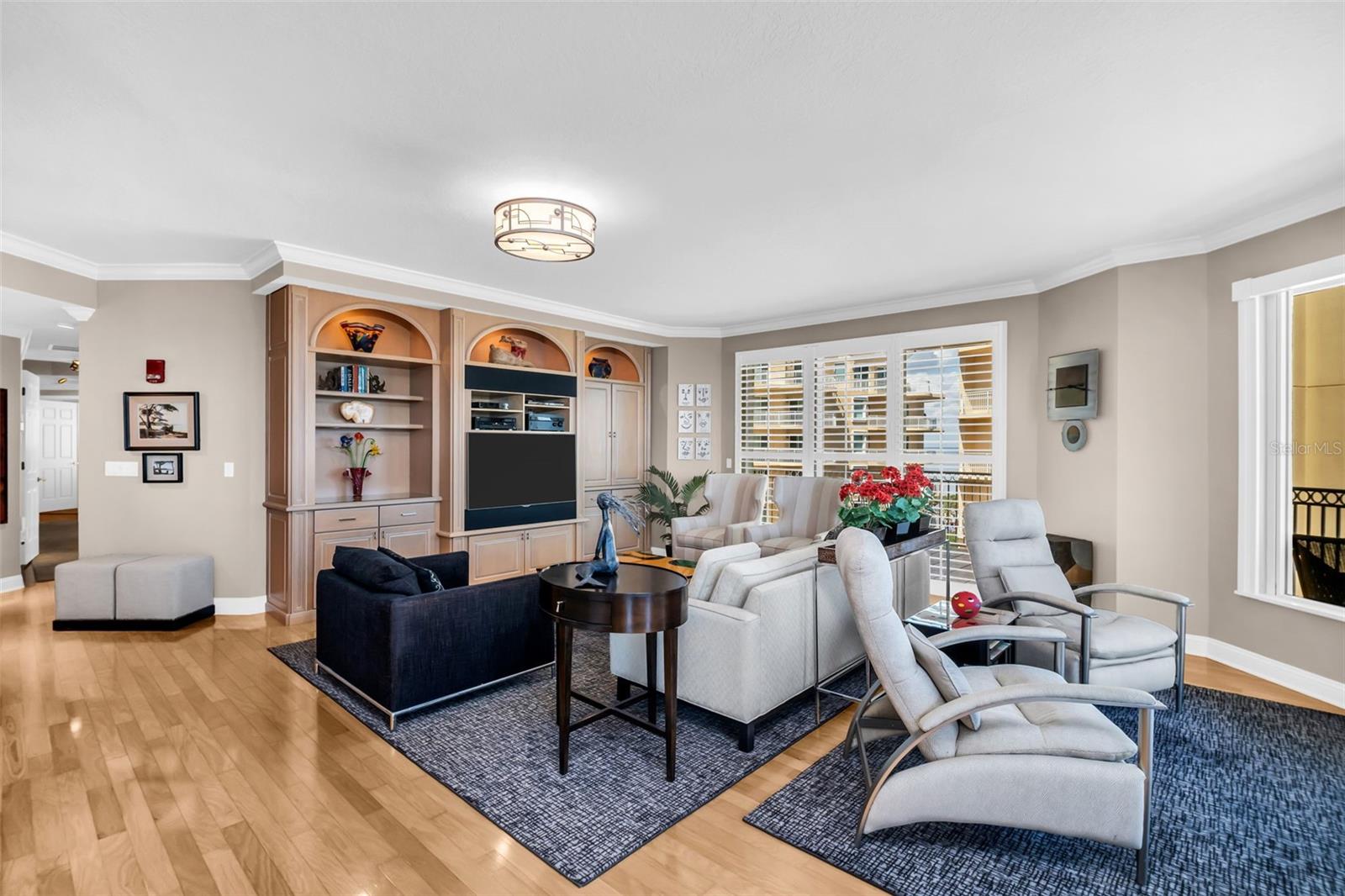 VINOY PLACE CONDO - Residential