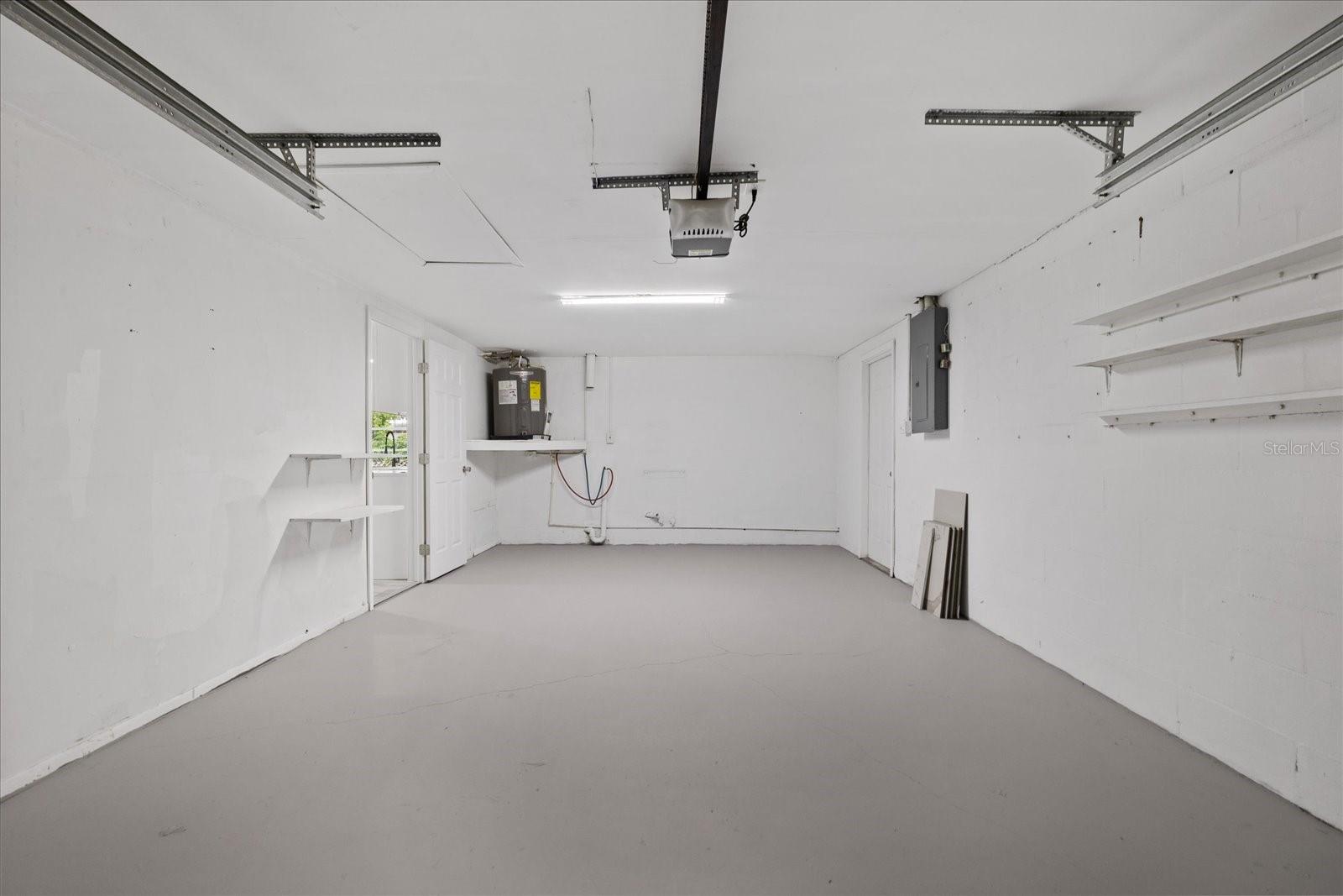 EMBASSY HILLS - Residential