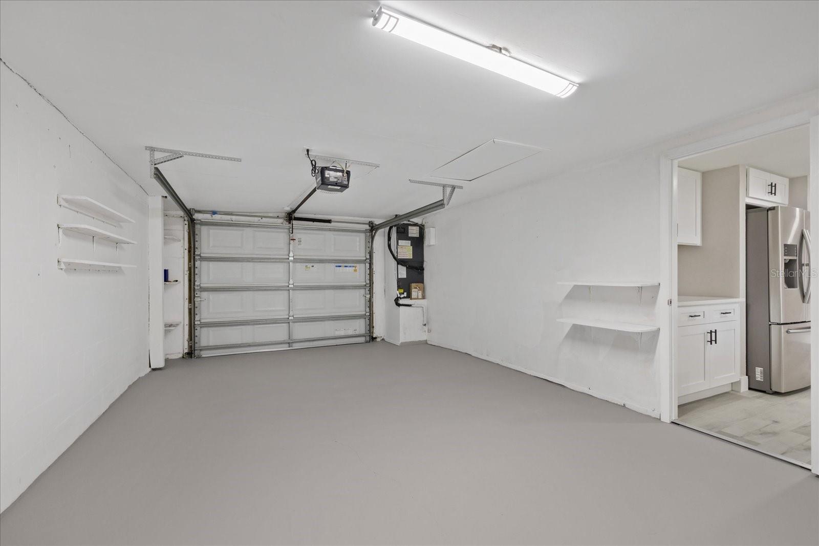 EMBASSY HILLS - Residential