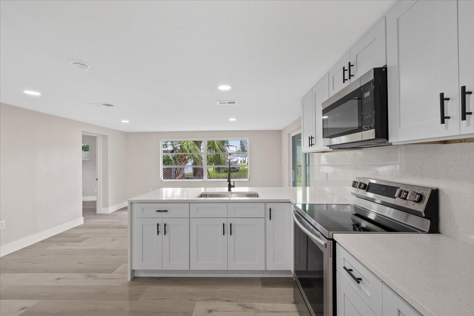 EMBASSY HILLS - Residential