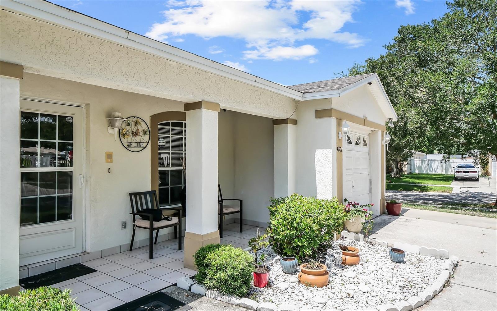 RIVER MANOR - Residential