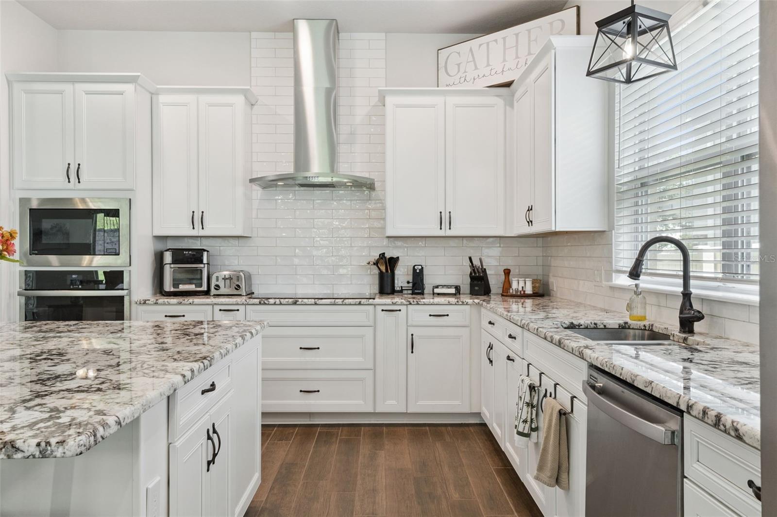 JOHNS LAKE LNDG PH 5 - Residential