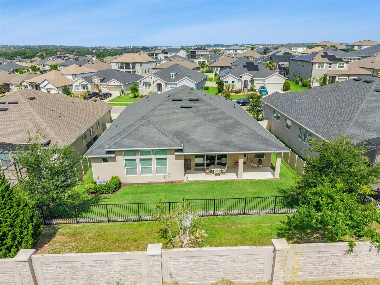 JOHNS LAKE LNDG PH 5 - Residential