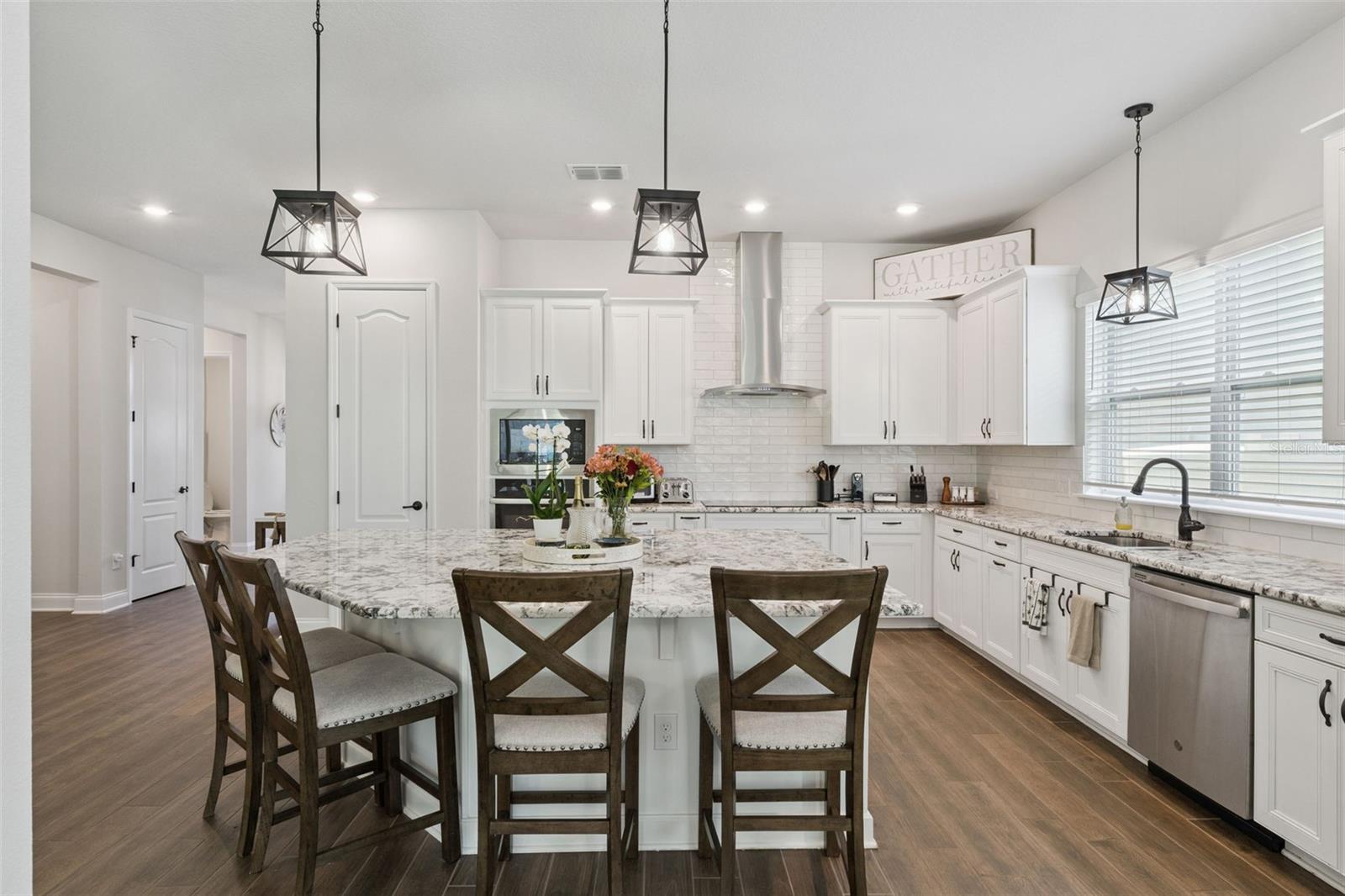 JOHNS LAKE LNDG PH 5 - Residential