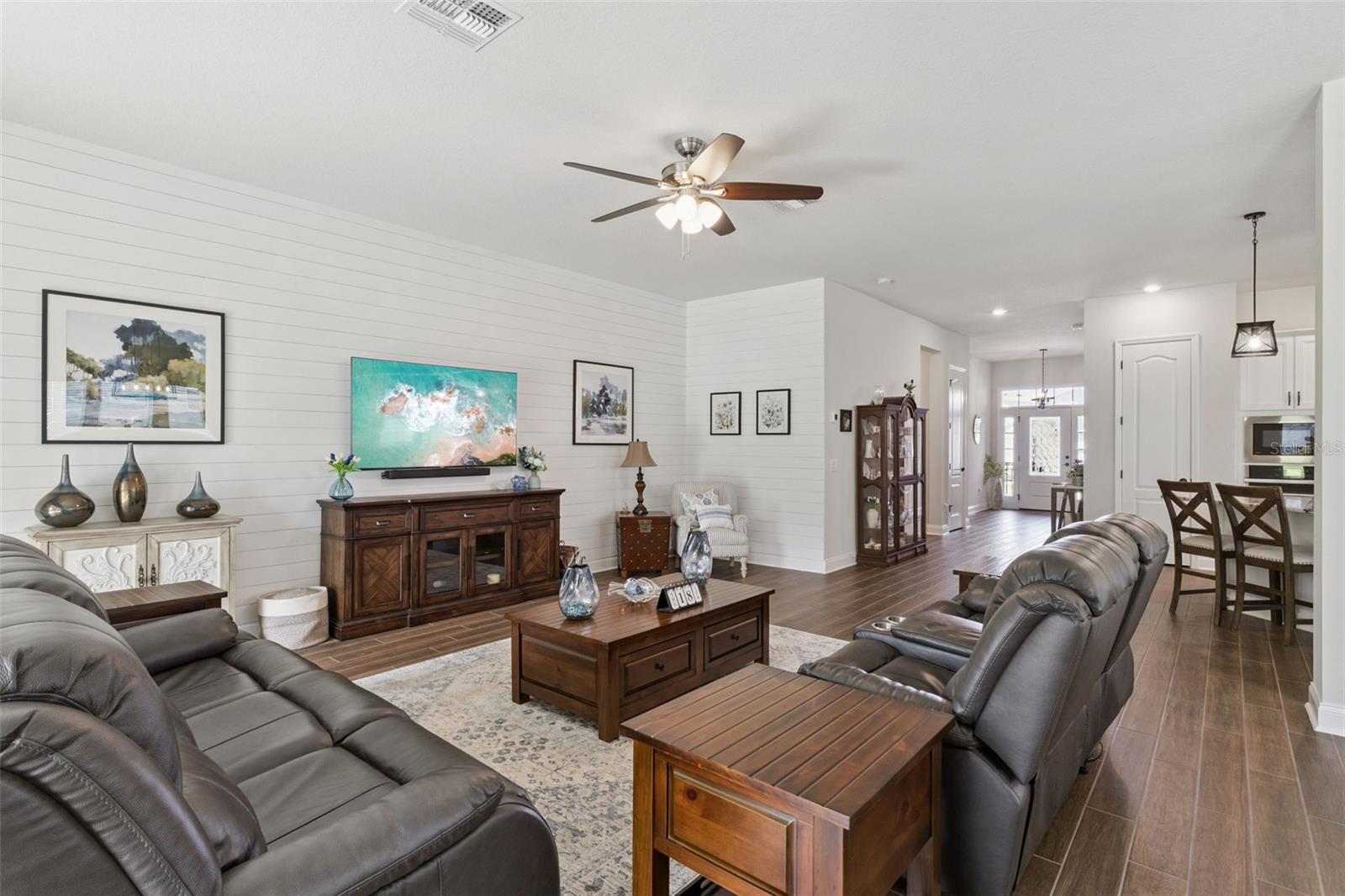 JOHNS LAKE LNDG PH 5 - Residential