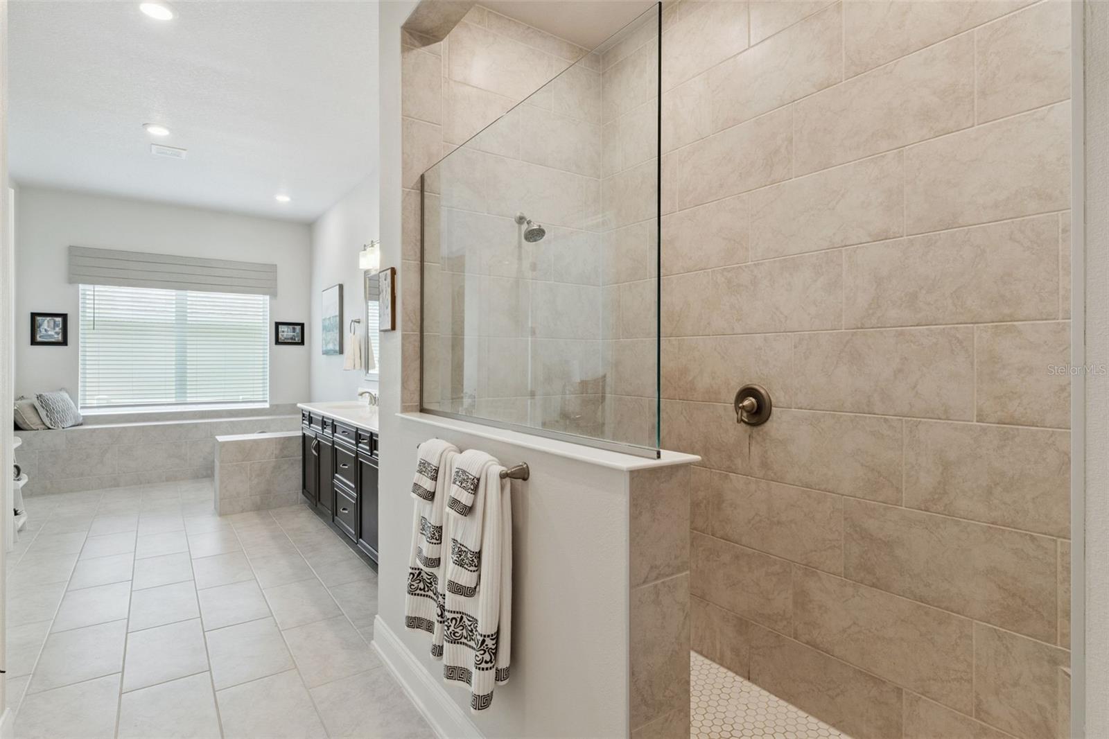 JOHNS LAKE LNDG PH 5 - Residential