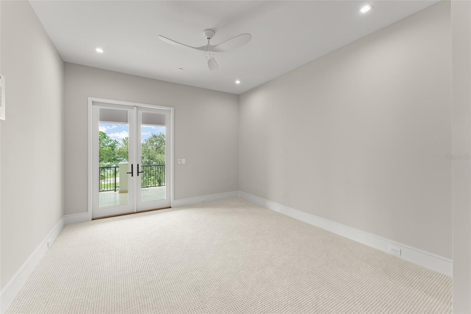 RITZ-CARLTON RESIDENCES, ORLANDO - Residential Lease