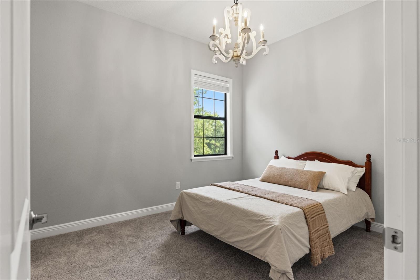 OAKS AT LIVINGSTON - Residential
