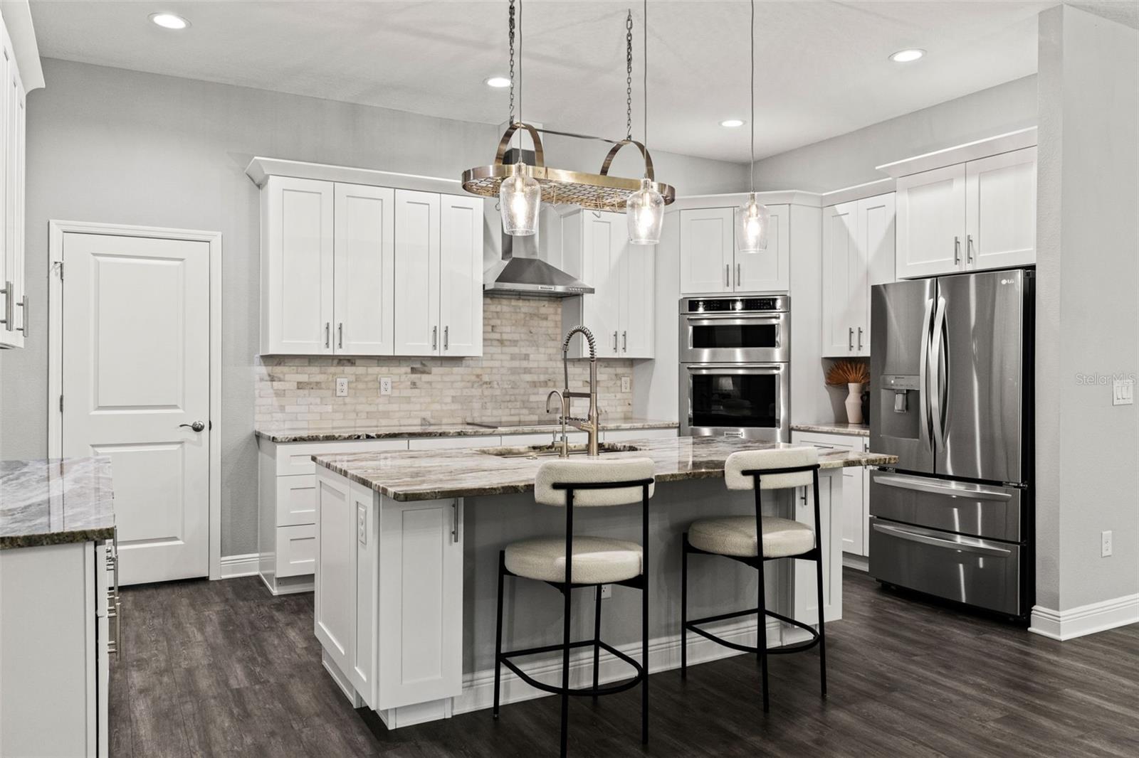 OAKS AT LIVINGSTON - Residential