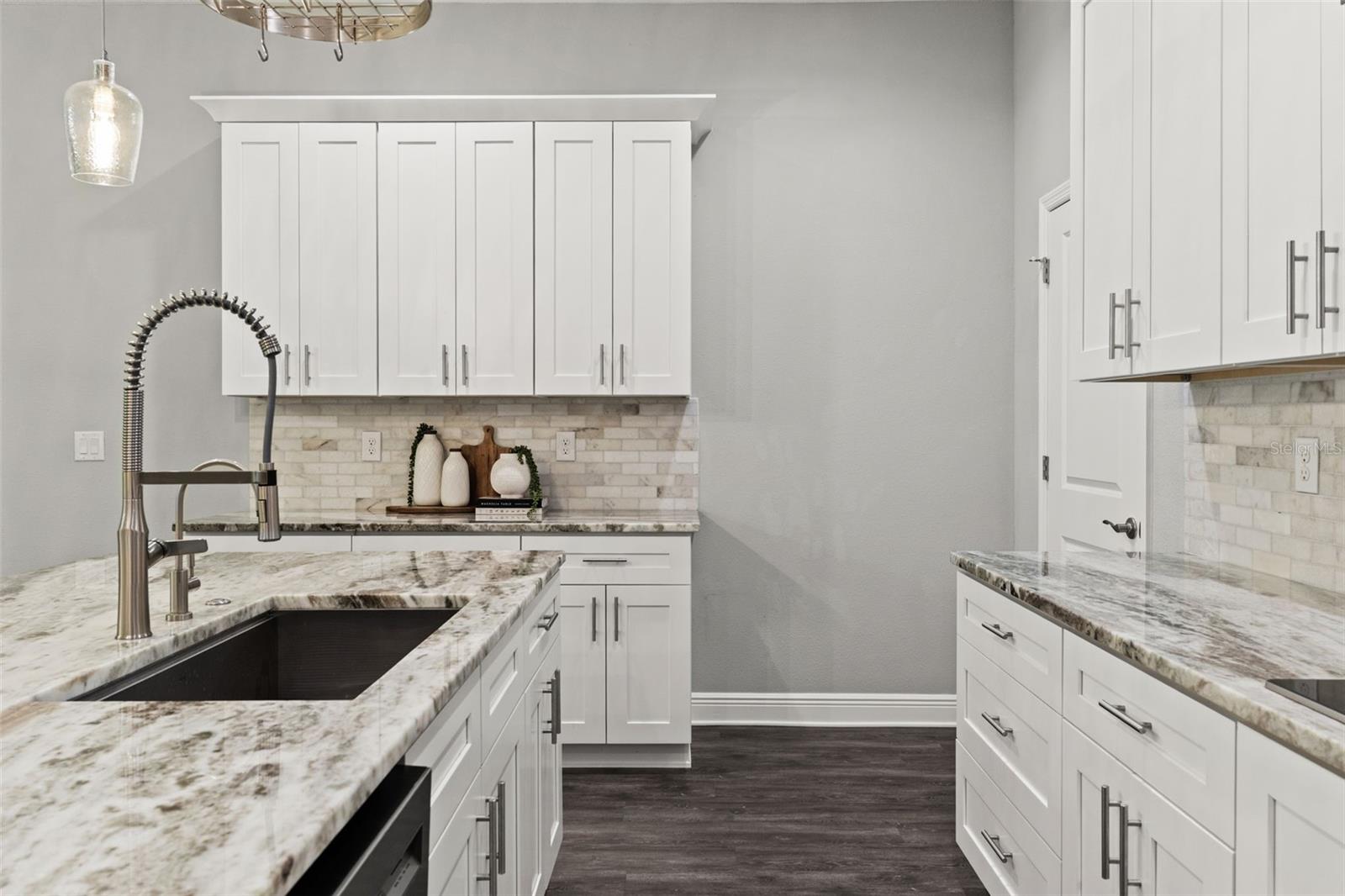 OAKS AT LIVINGSTON - Residential