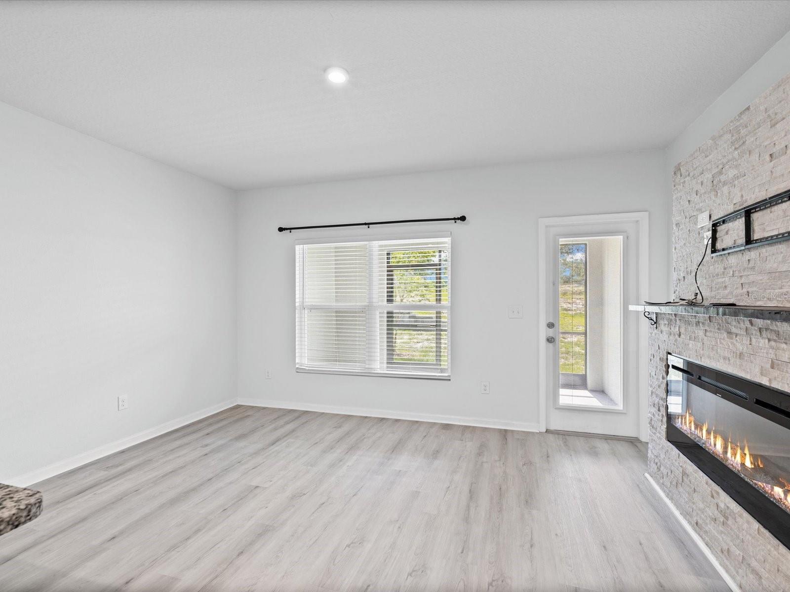 ANCLOTE SQUARE - Residential