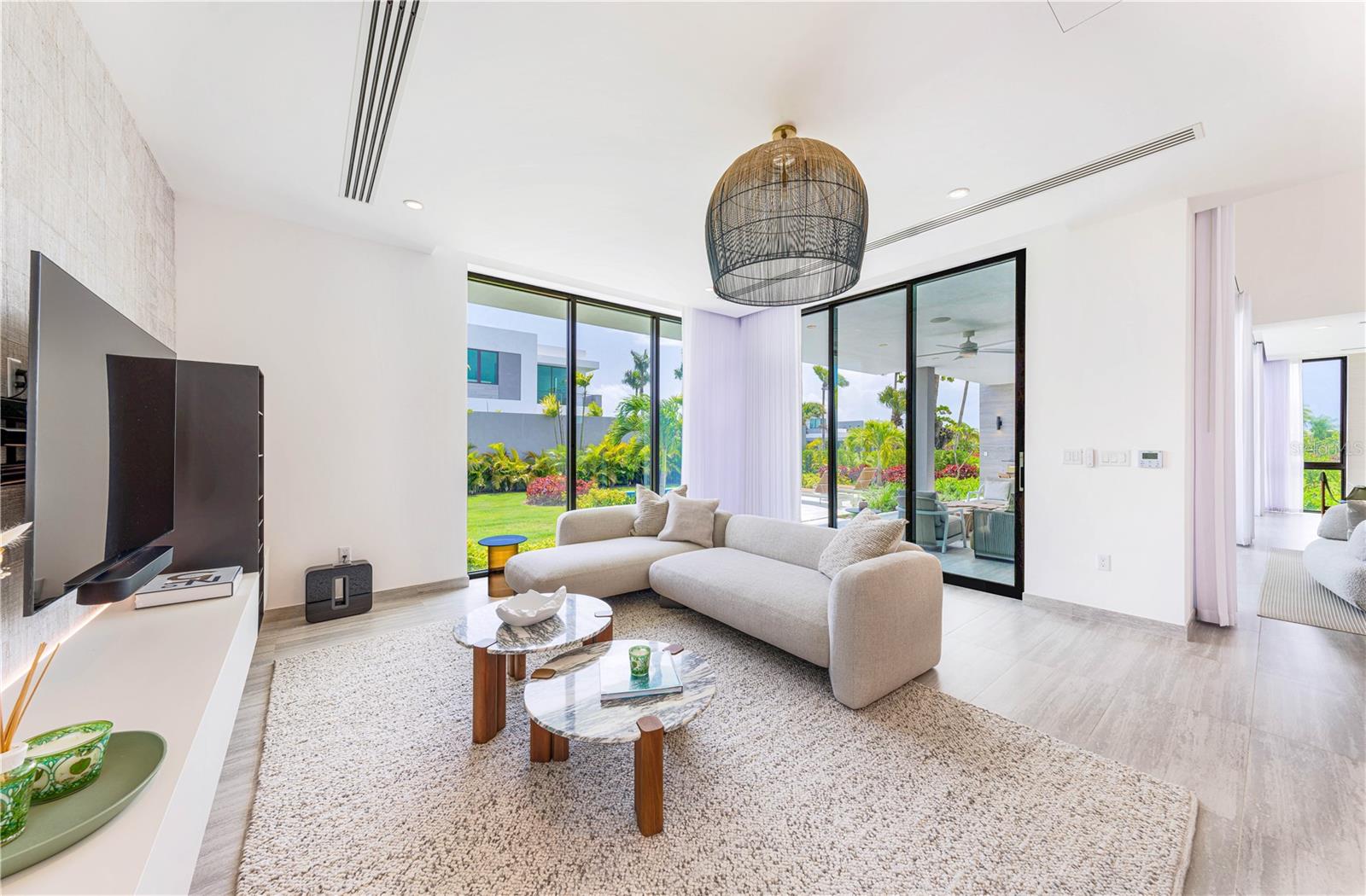 THE ISLES - Residential