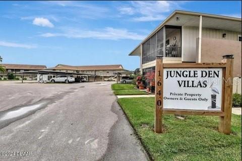 JUNGLE DEN VILLAS PH 05 CONDO - Residential