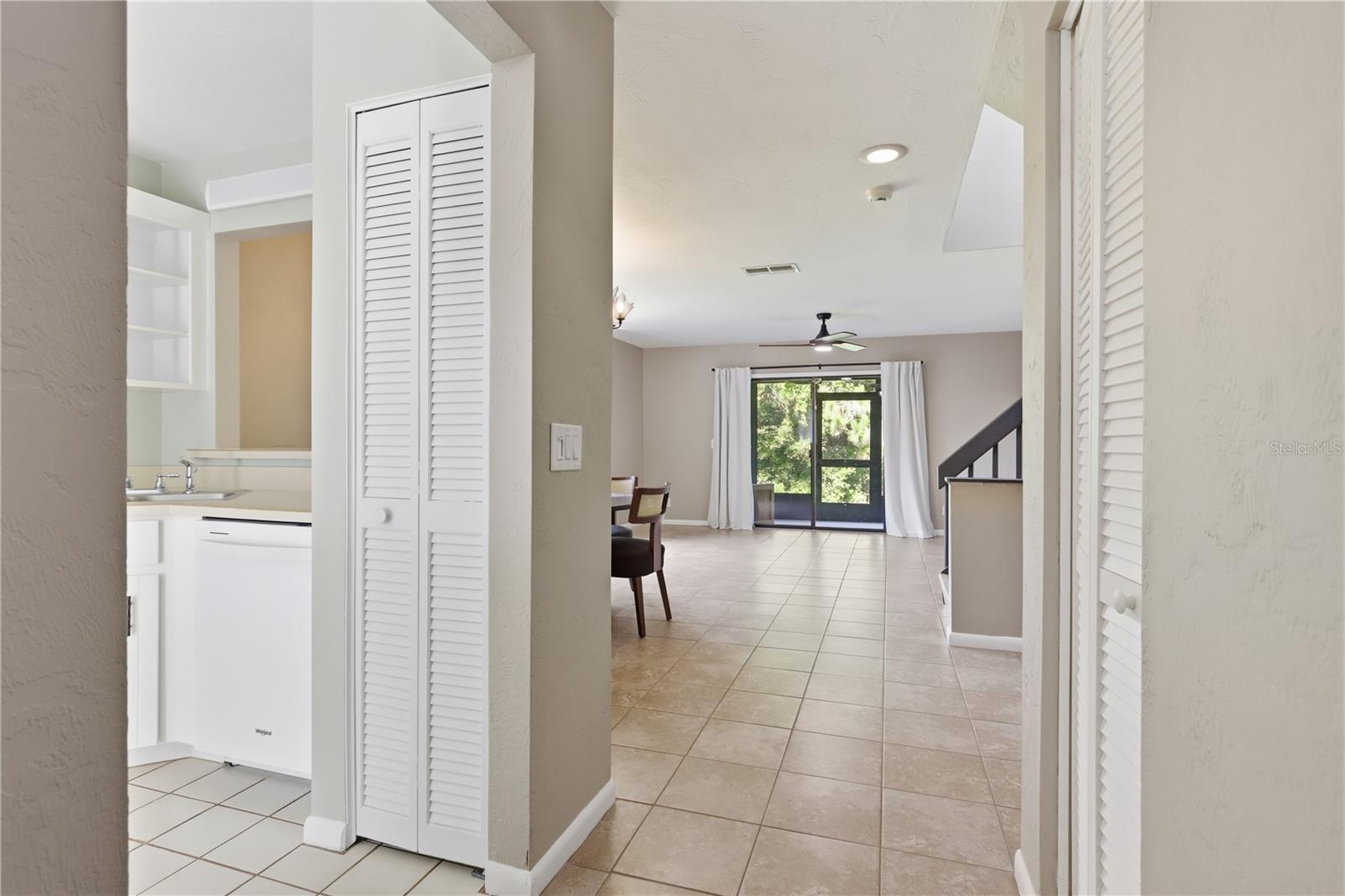 LAKES PINE RUN CONDO PH 01 02 - Residential