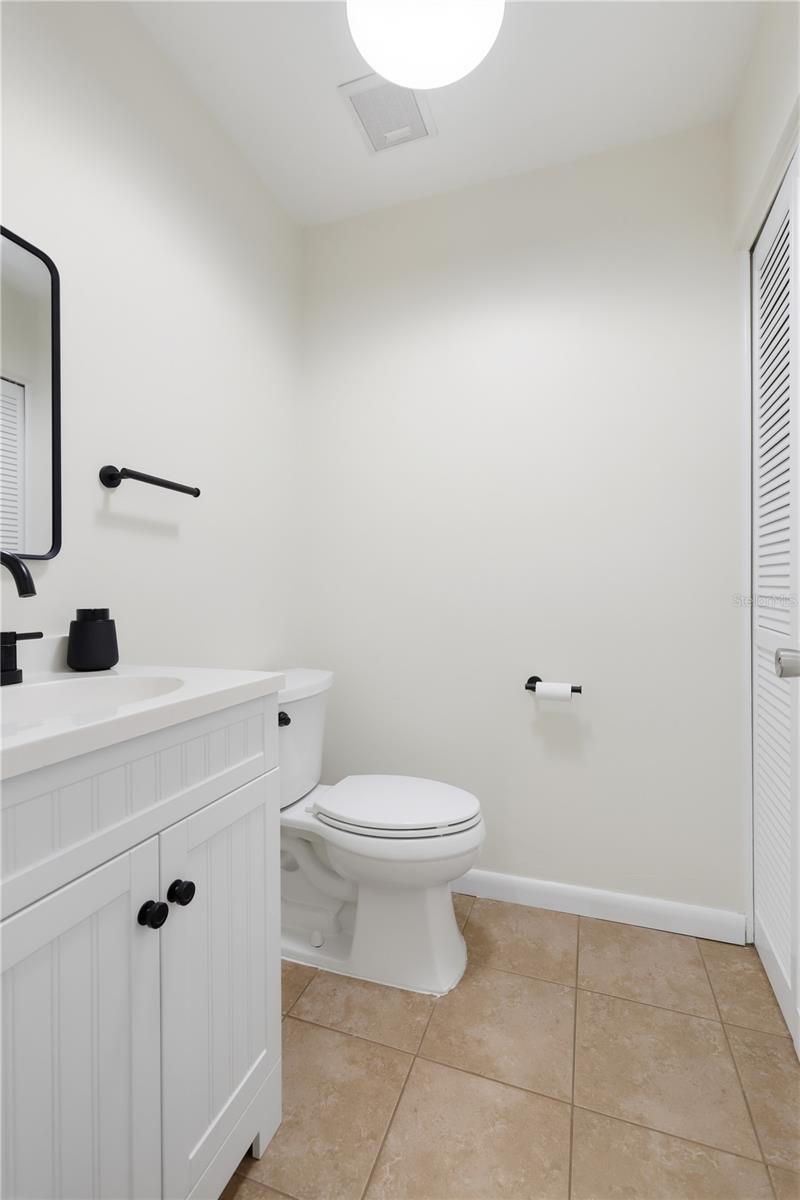 LAKES PINE RUN CONDO PH 01 02 - Residential
