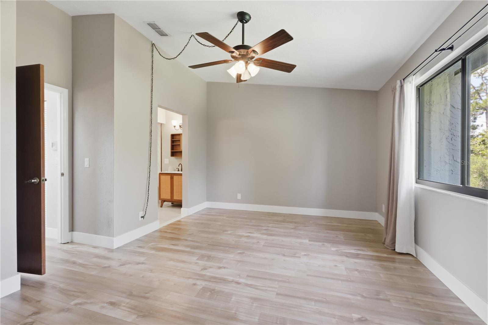LAKES PINE RUN CONDO PH 01 02 - Residential
