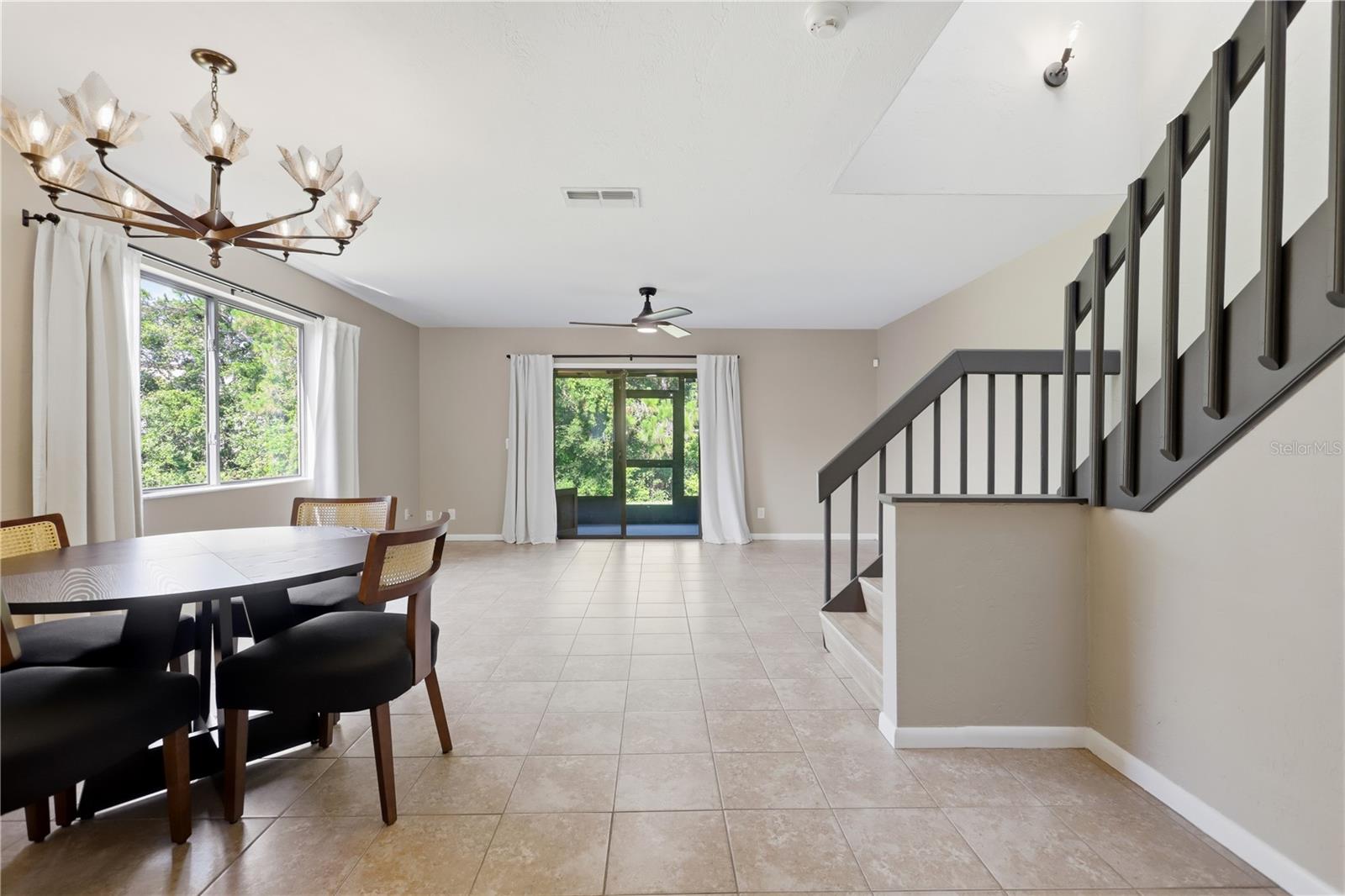 LAKES PINE RUN CONDO PH 01 02 - Residential