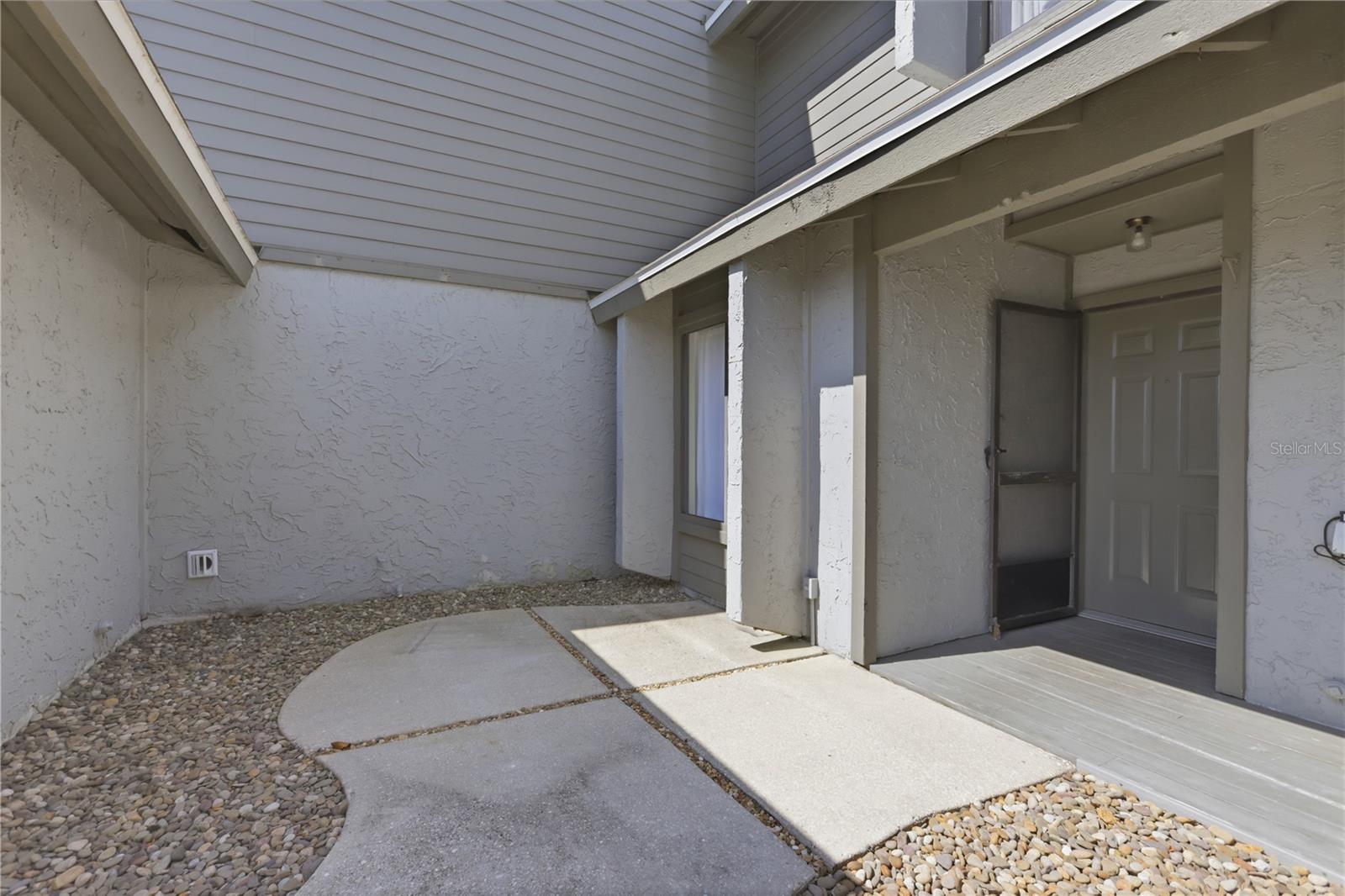 LAKES PINE RUN CONDO PH 01 02 - Residential