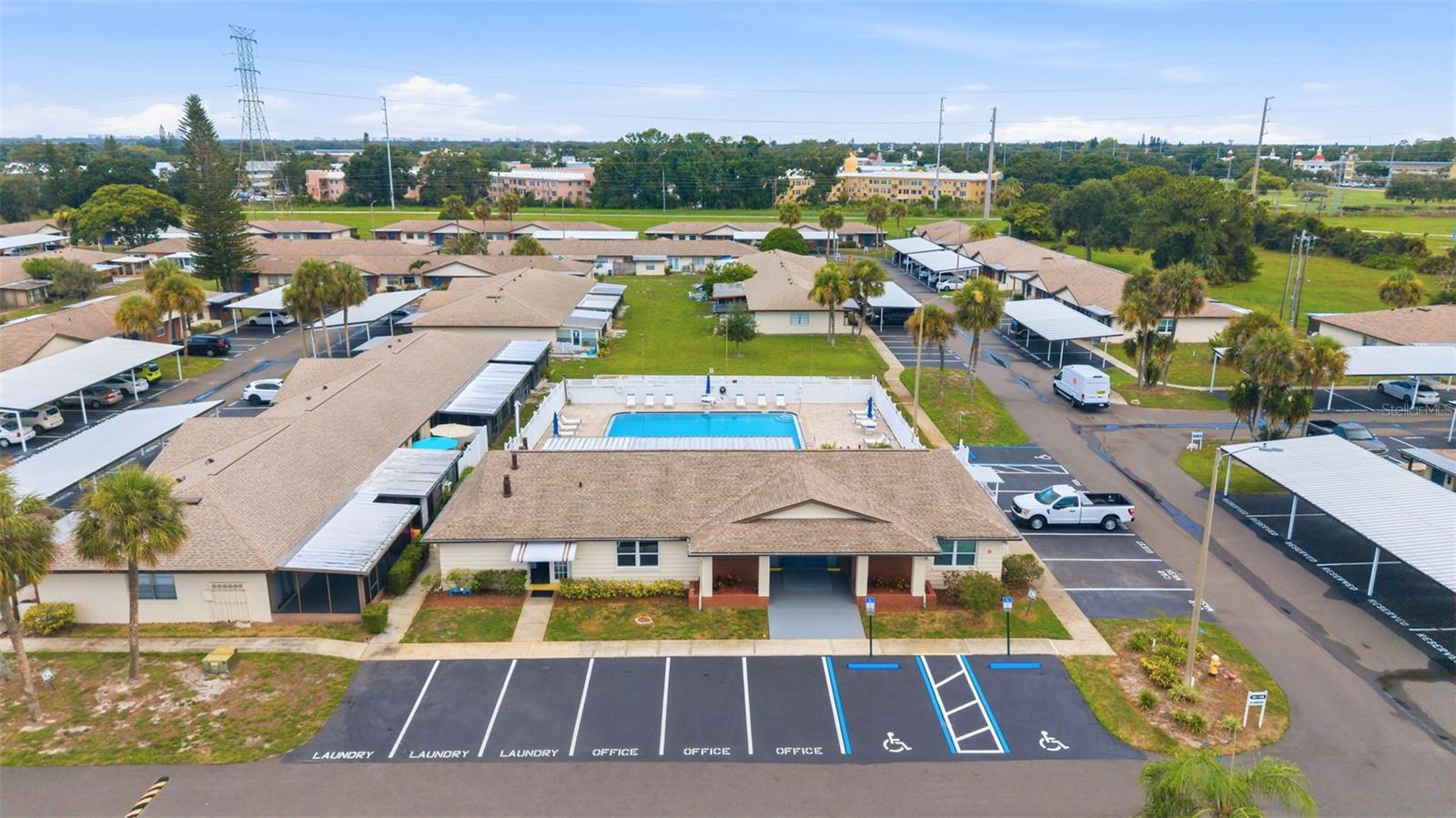 HILL CREST VILLAS - Residential