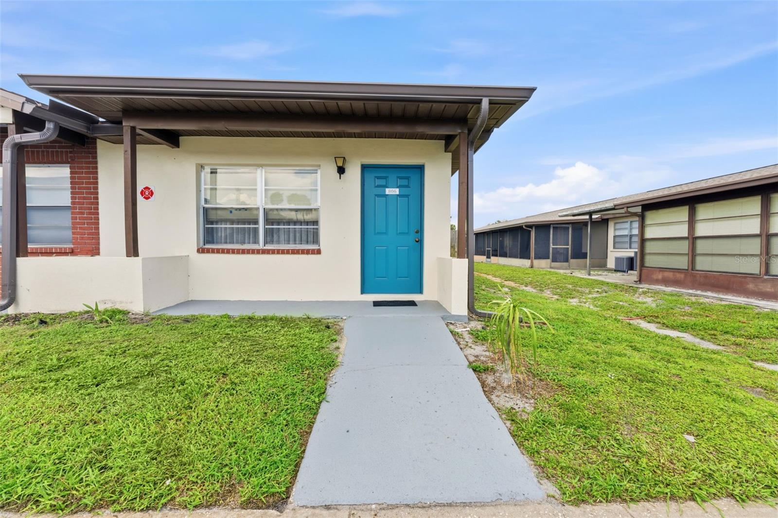 HILL CREST VILLAS - Residential