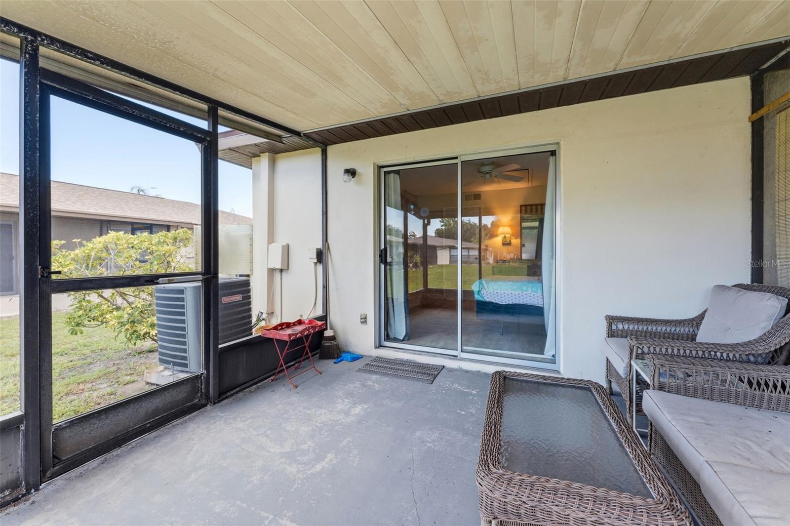 HILL CREST VILLAS - Residential