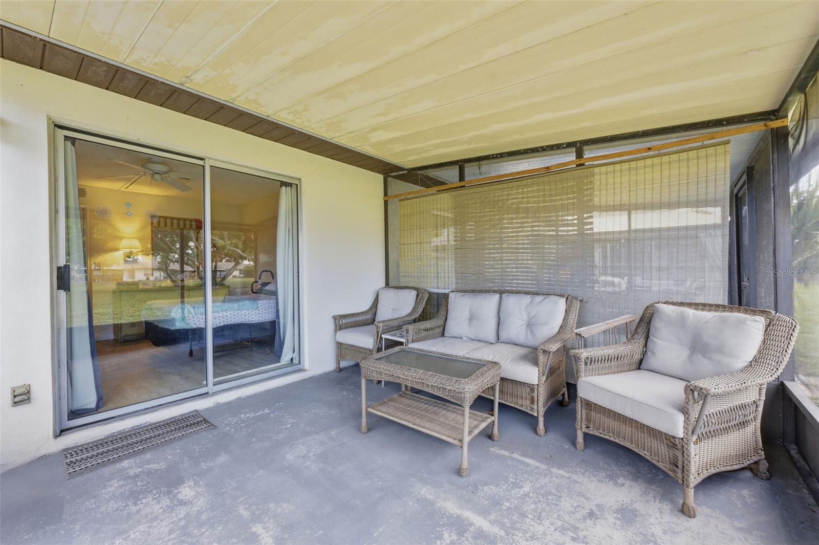 HILL CREST VILLAS - Residential