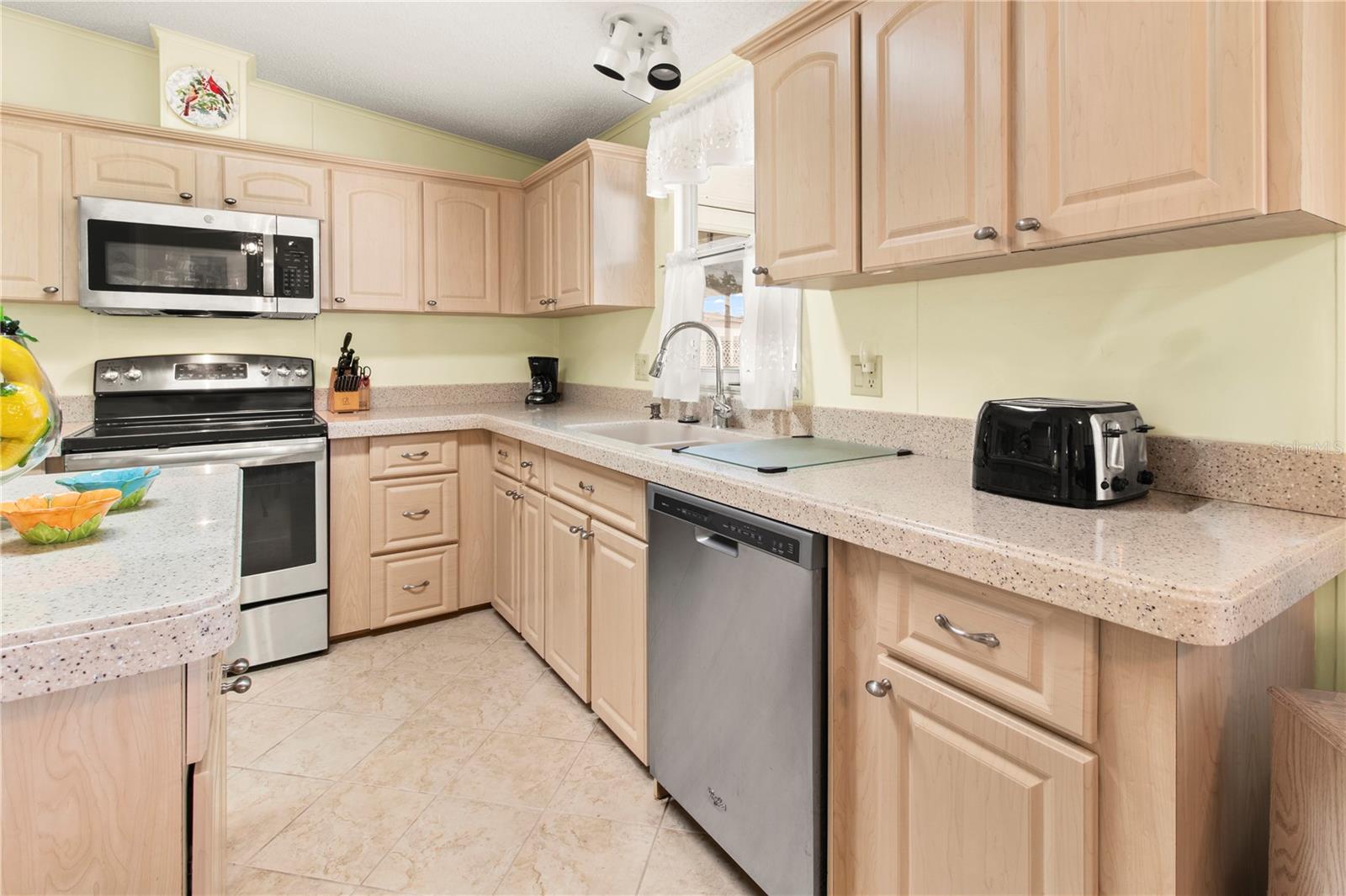 RIDGEWOOD OAKS PH IV - Residential