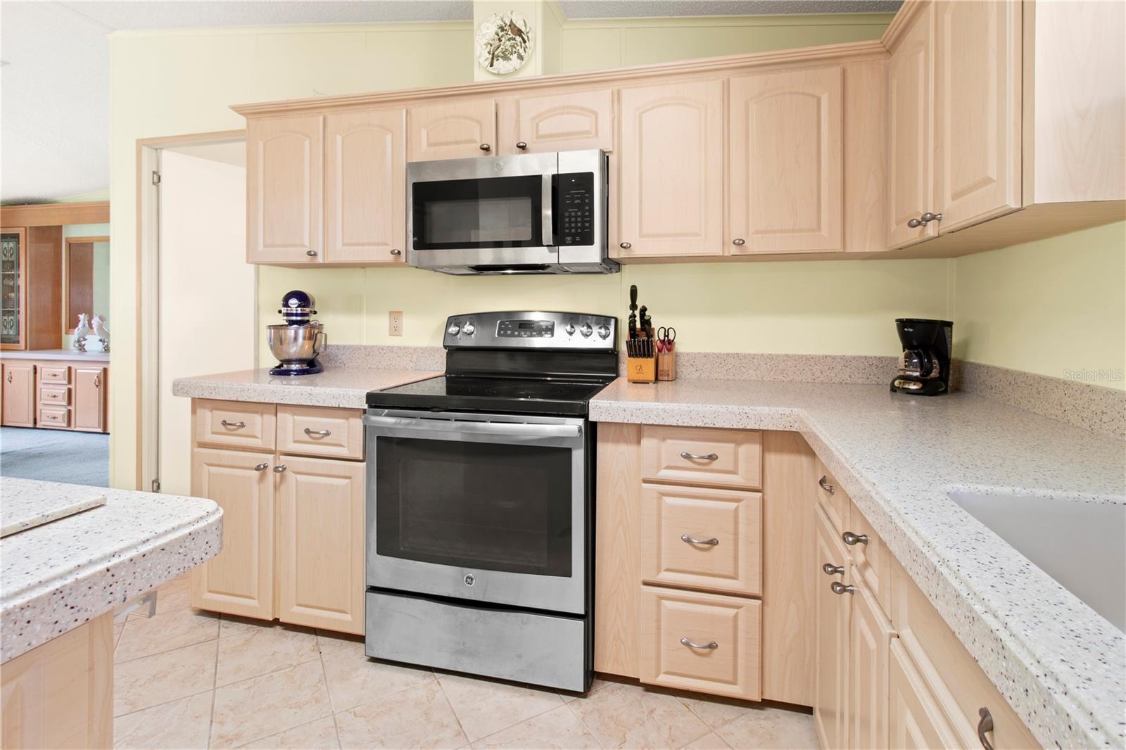 RIDGEWOOD OAKS PH IV - Residential