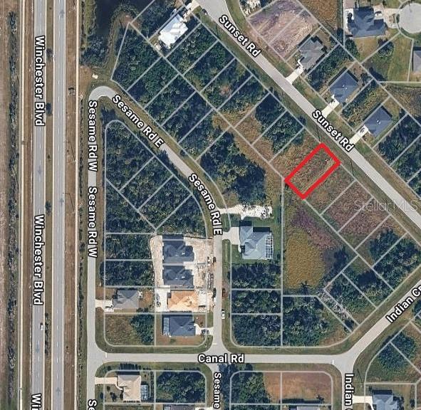 Buildable lot in popular Rotonda Heights.  Already cleared and ready for you to build your home.  Public water and sewer.  This lot is surrounded by beautiful homes and is close to shopping, golfing and beaches.