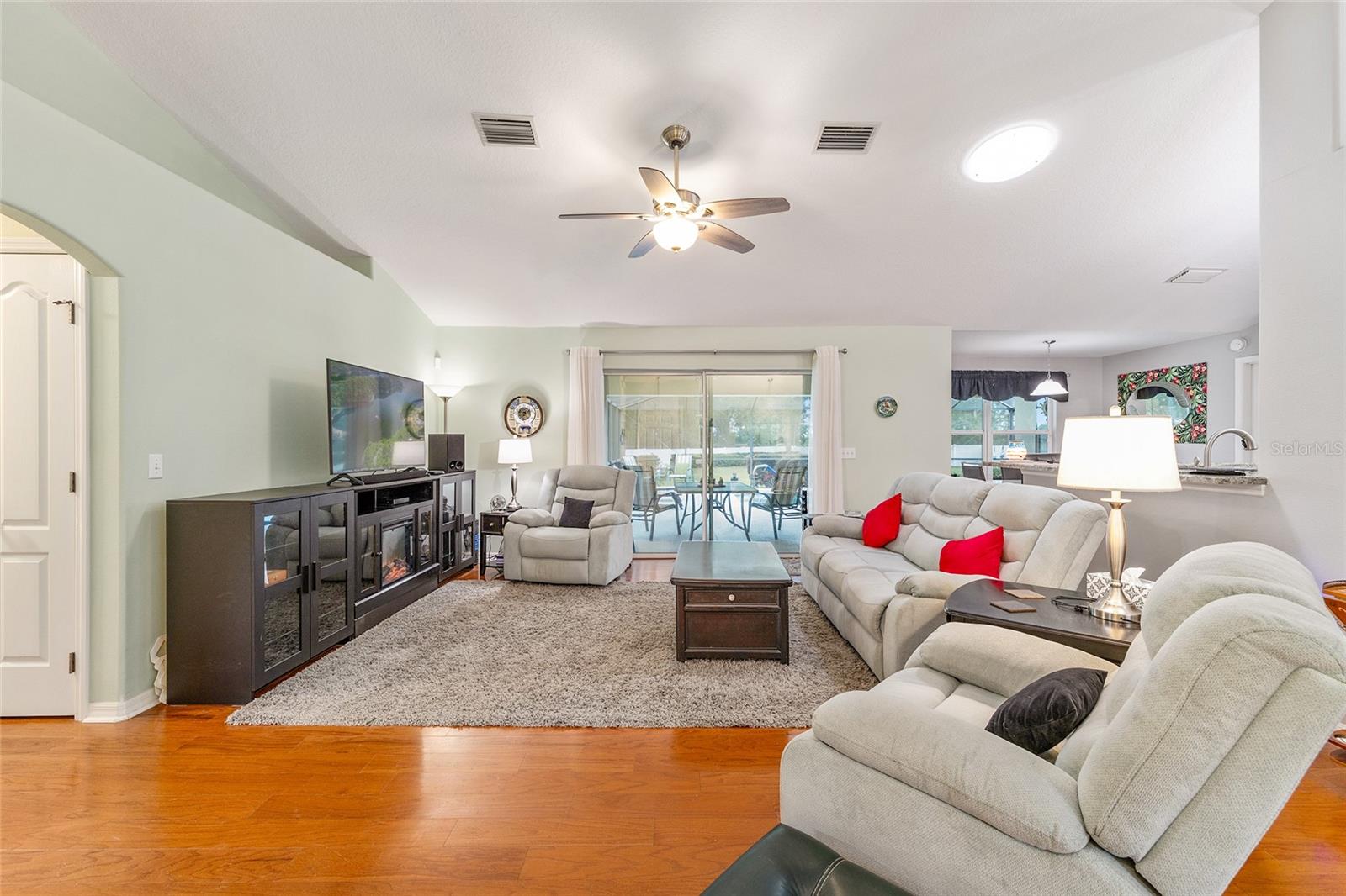 MARION OAKS UN #10 - Residential