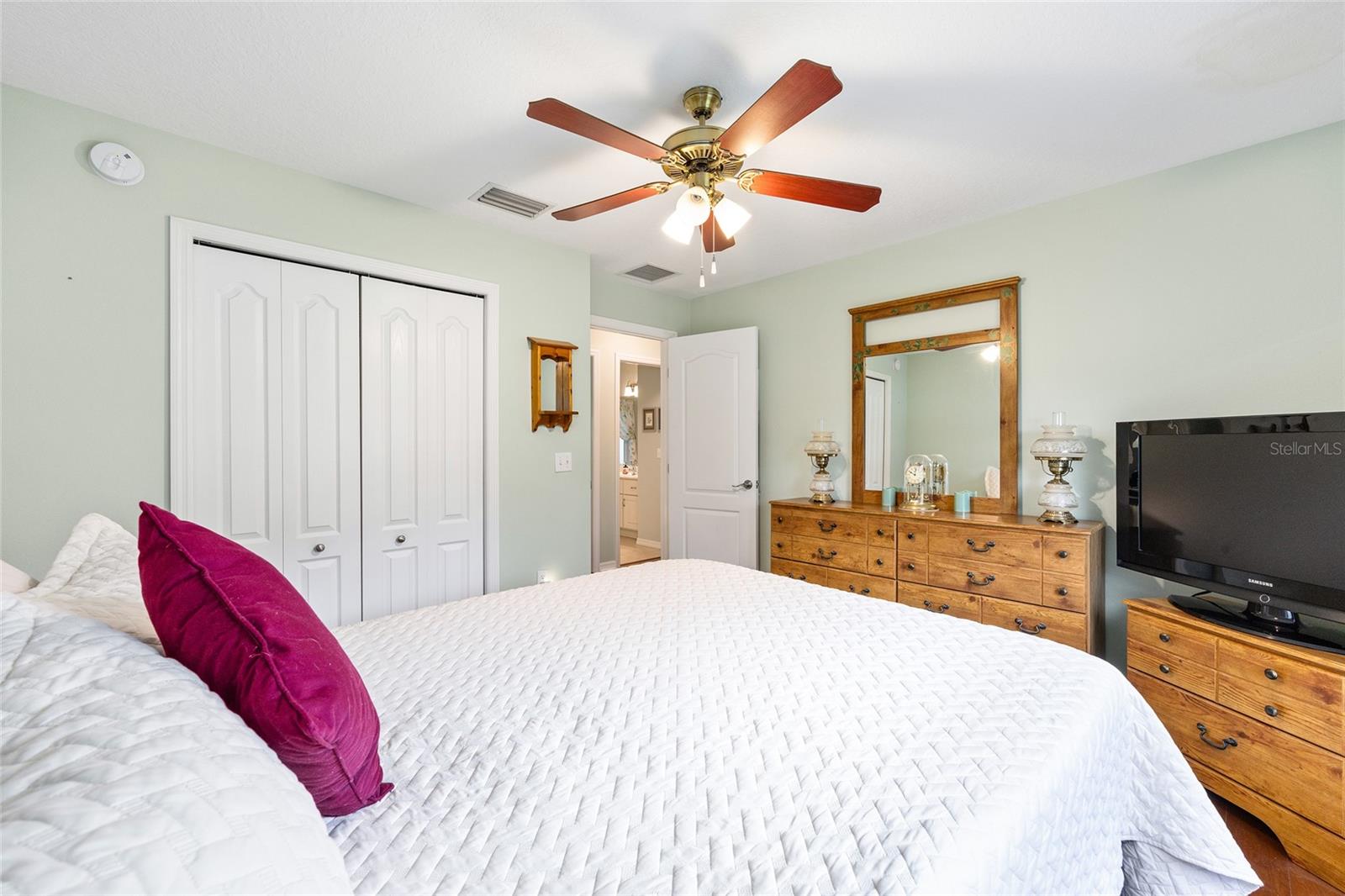 MARION OAKS UN #10 - Residential