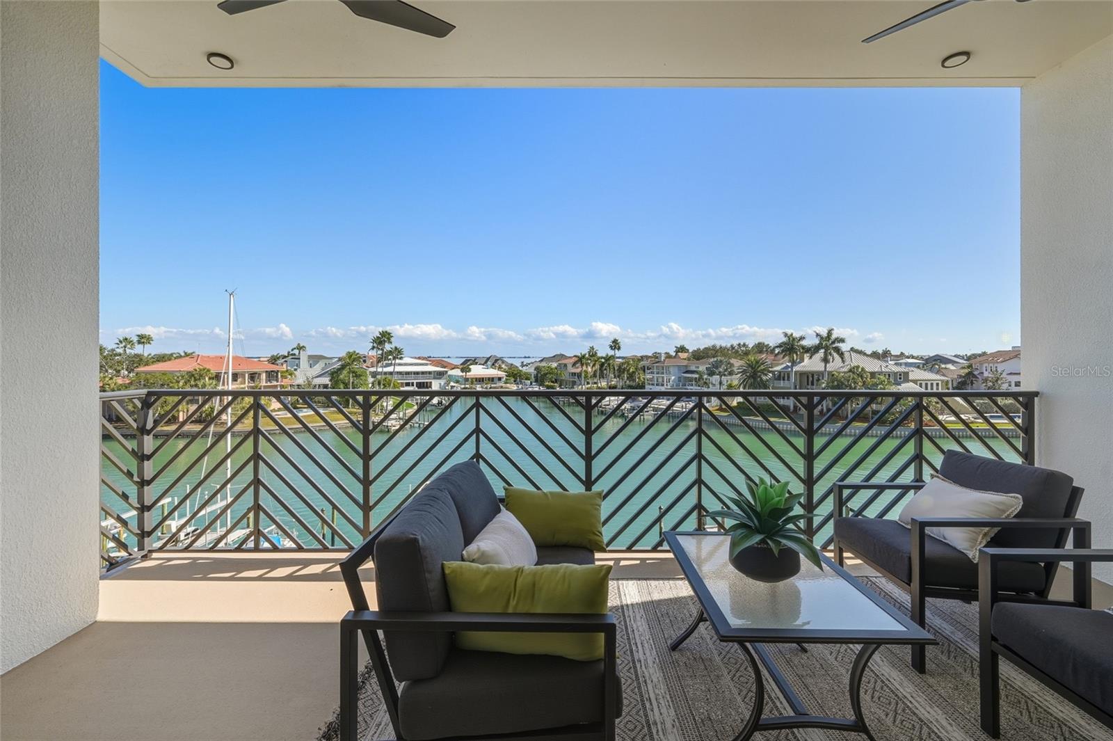 QUIET COVE - Residential
