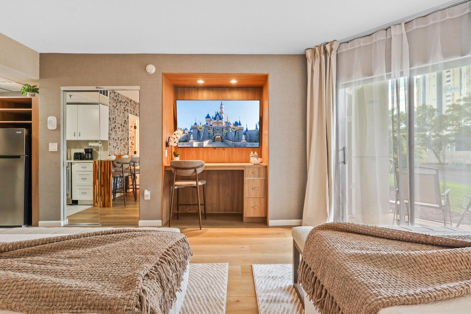 ENCLAVE - Residential