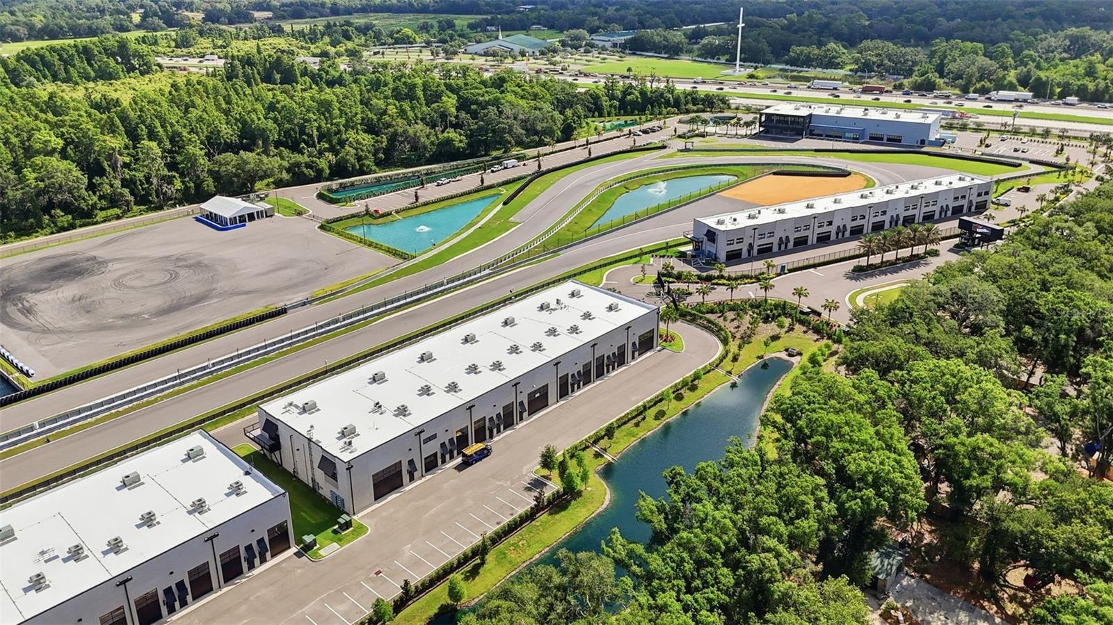MOTOR ENCLAVE PH 1 - Commercial Sale