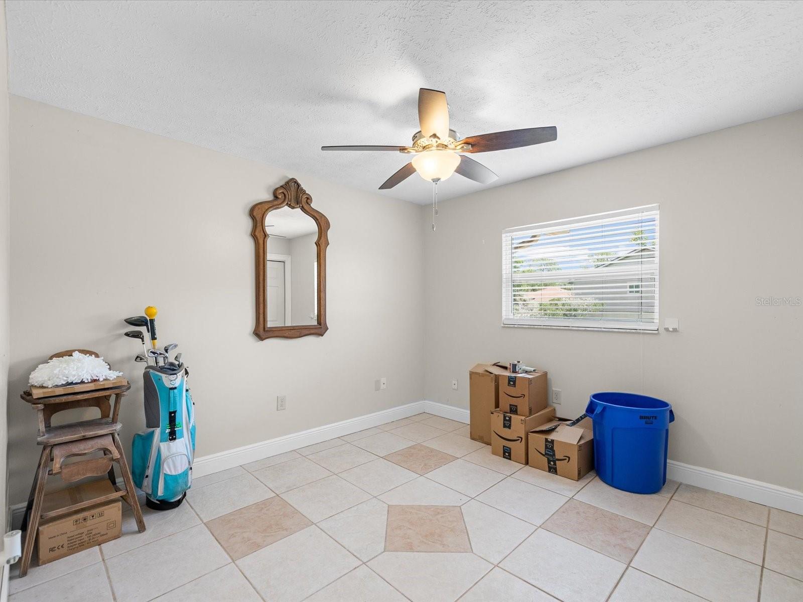SHADOW OAKS SUB - Residential