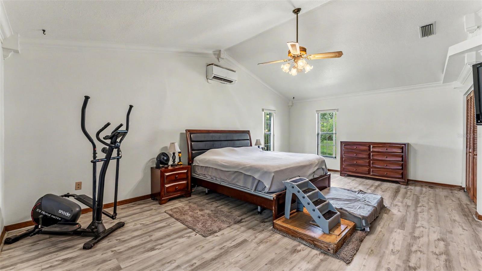 PINE MEADOW ACRES - Residential