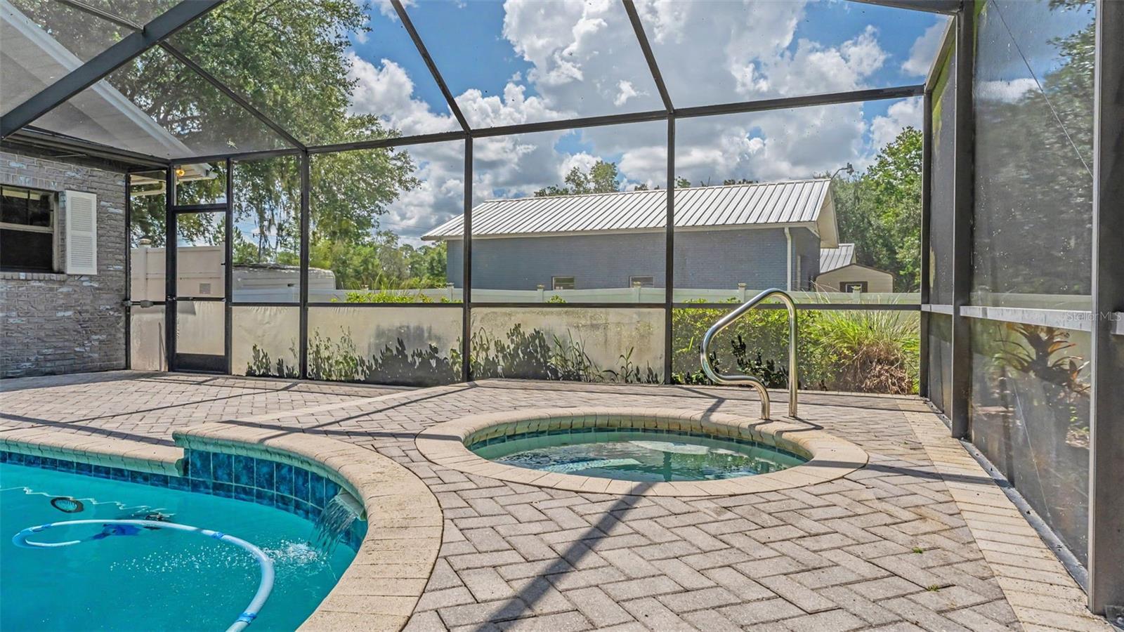 PINE MEADOW ACRES - Residential