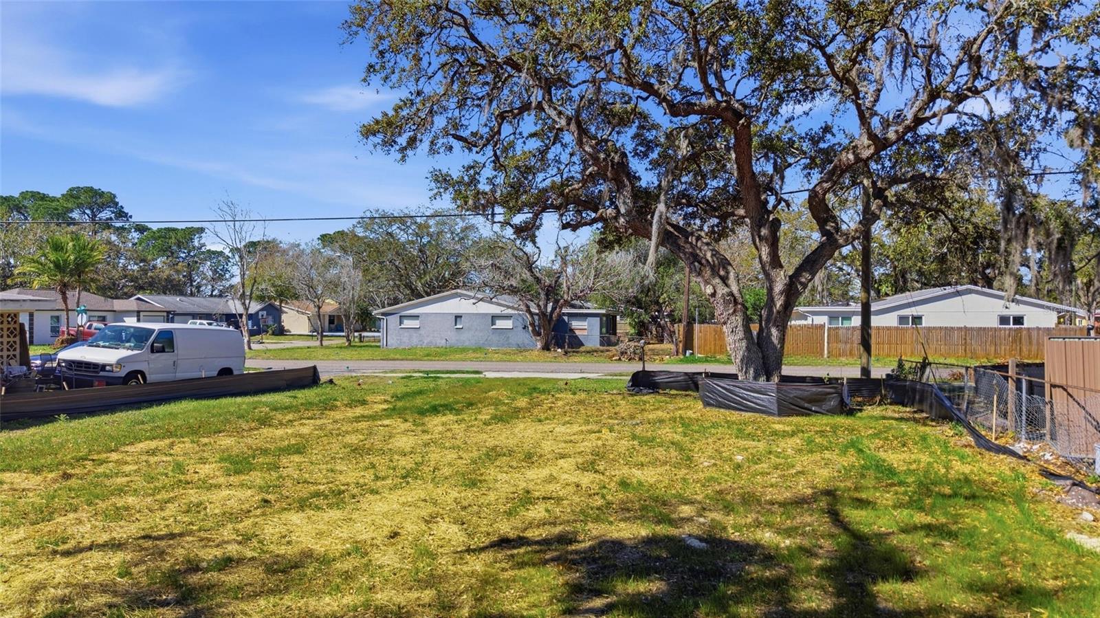 GULF COAST ESTATES - Land