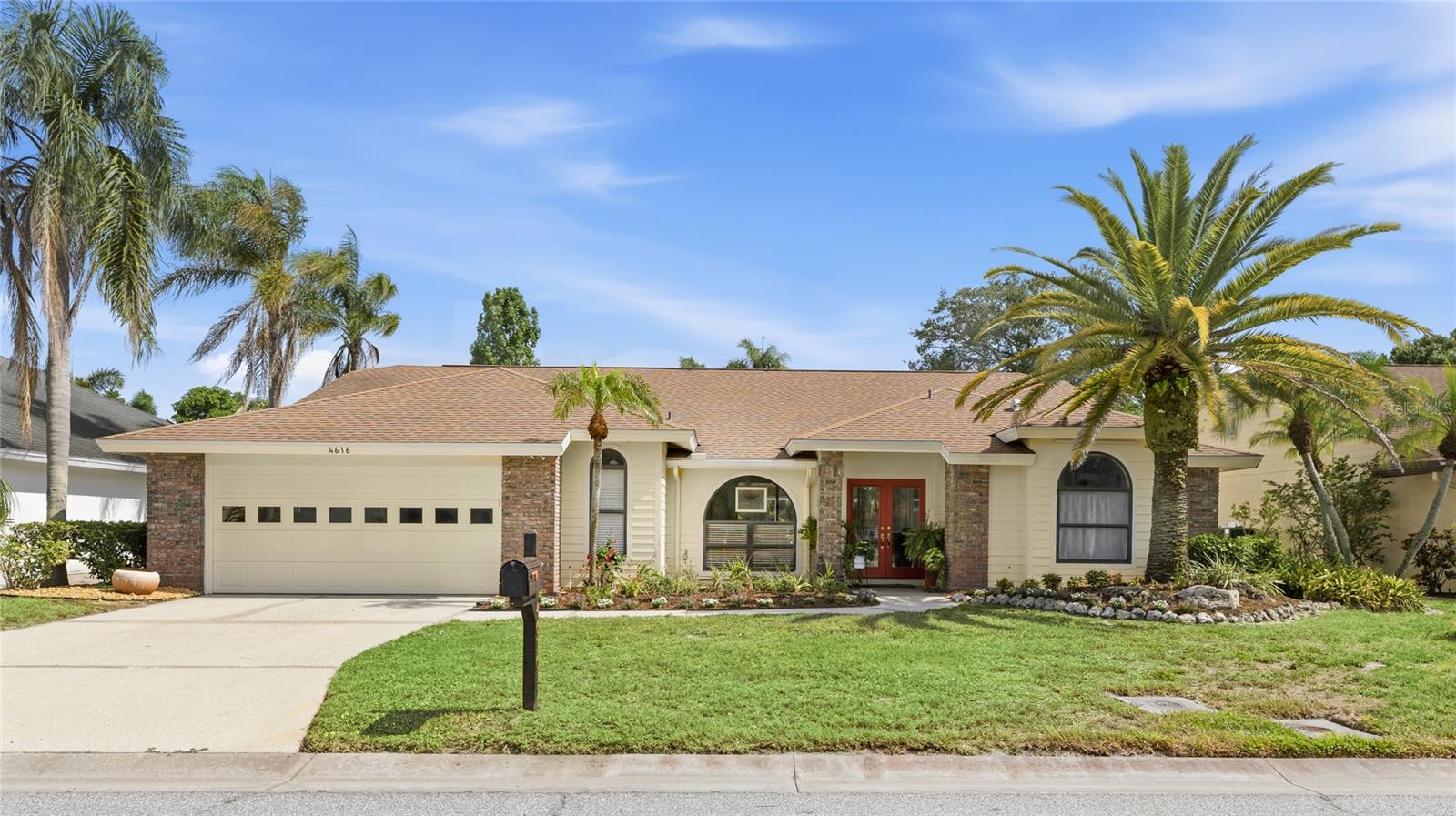 VINTAGE CREEK - Residential