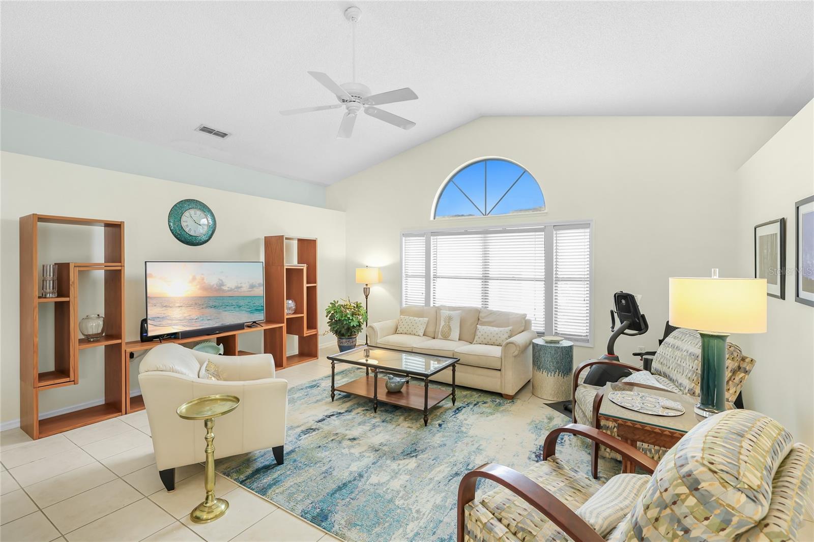 VINTAGE CREEK - Residential
