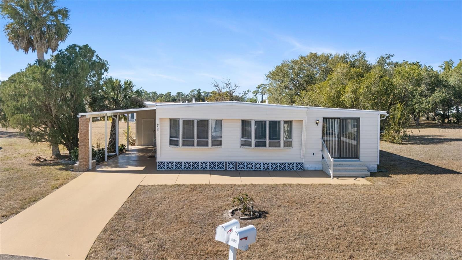 HOLIDAY PARK - Residential