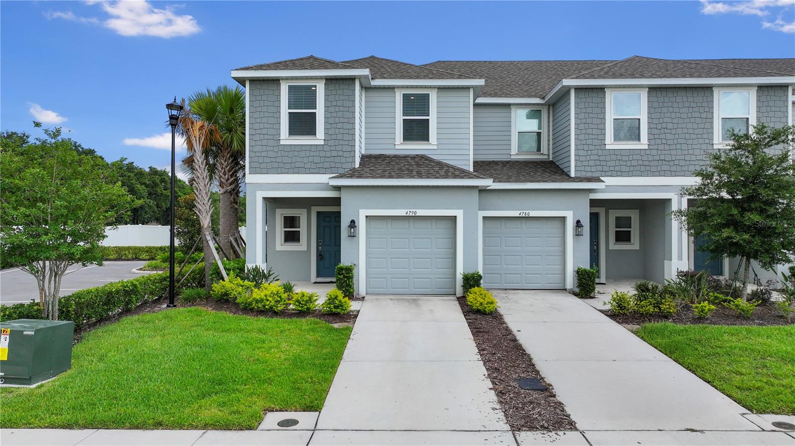THE TOWNHOMES AT ANTHEM PARK - Residential