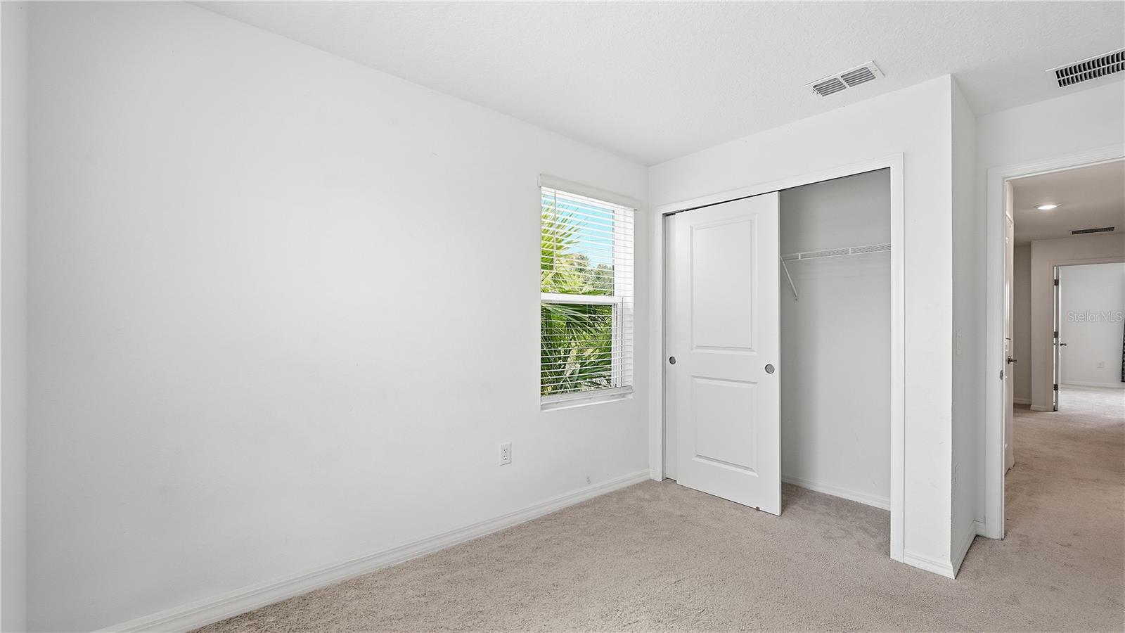 THE TOWNHOMES AT ANTHEM PARK - Residential