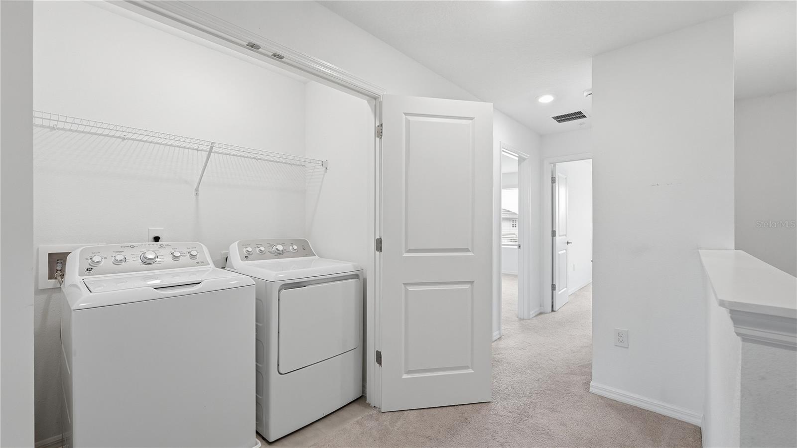 THE TOWNHOMES AT ANTHEM PARK - Residential