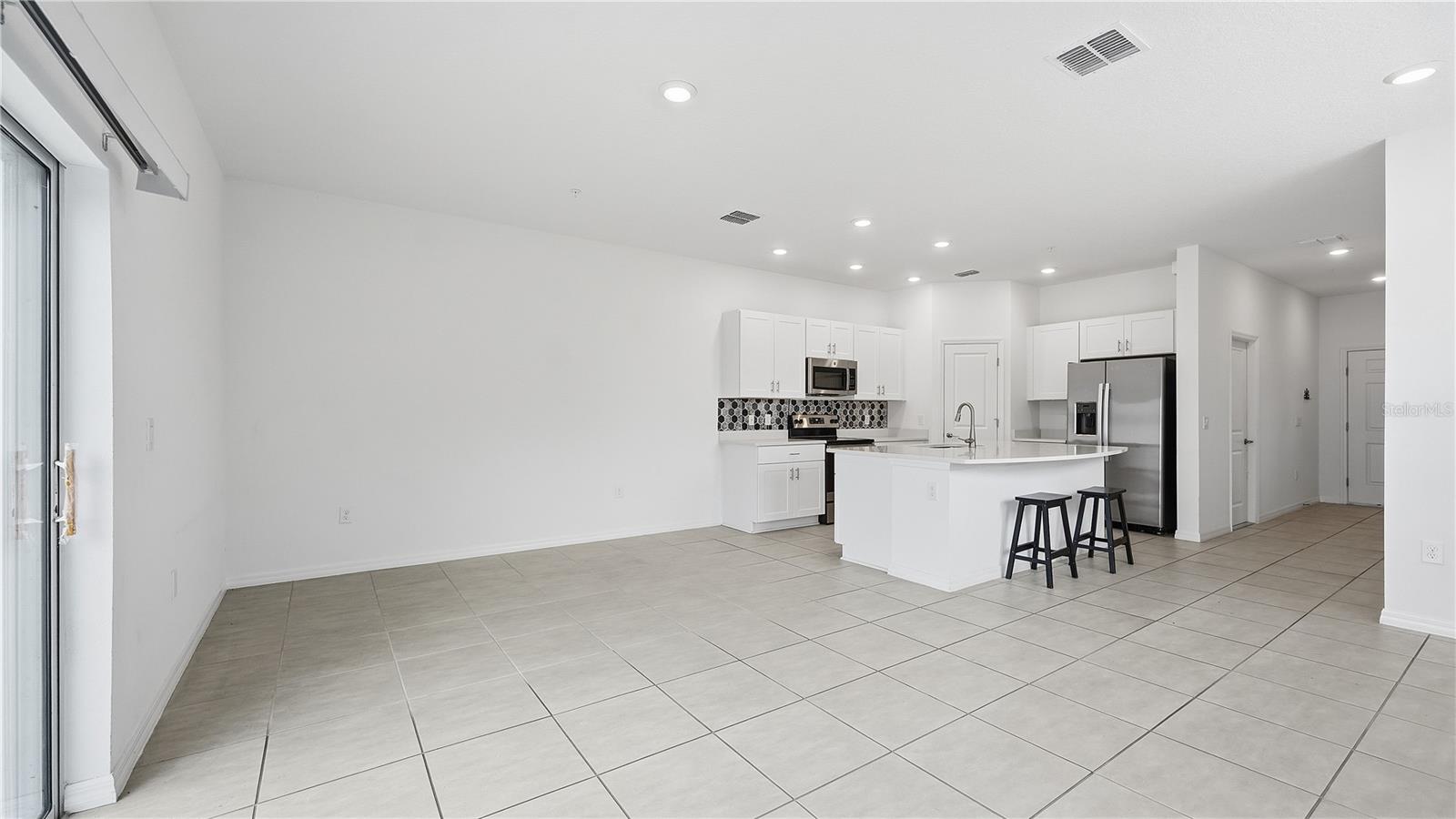 THE TOWNHOMES AT ANTHEM PARK - Residential