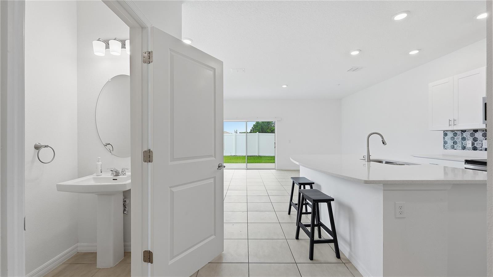 THE TOWNHOMES AT ANTHEM PARK - Residential