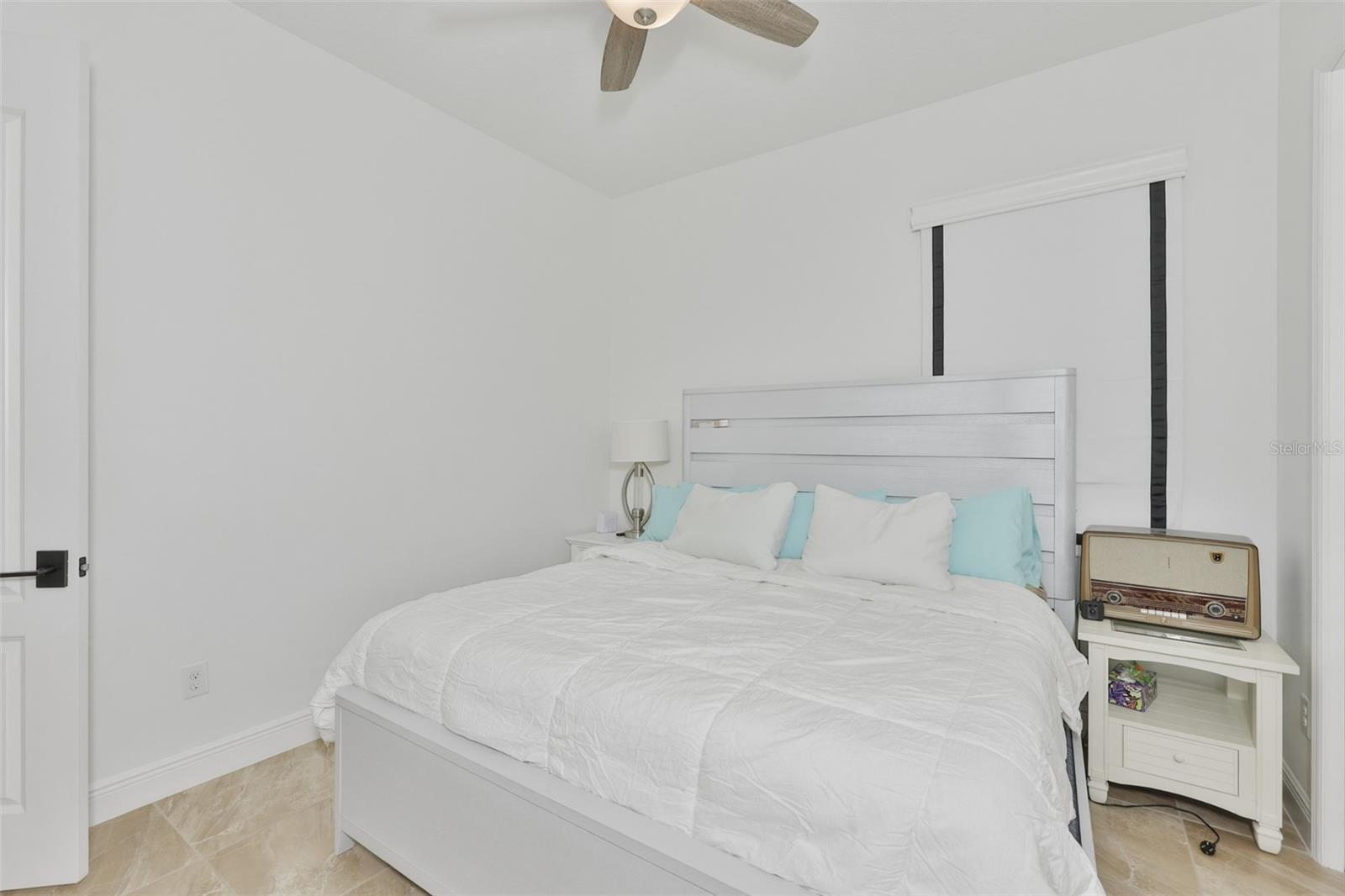 SEVEN OAKS - Residential