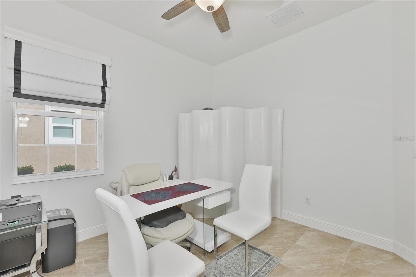 SEVEN OAKS - Residential