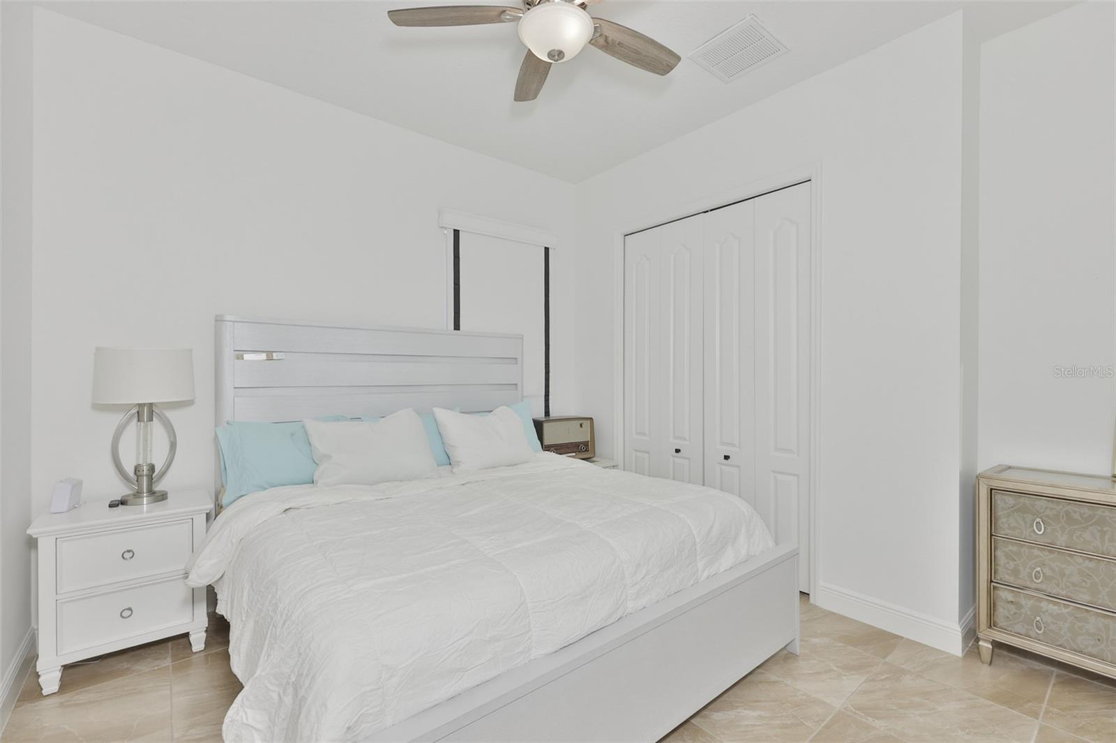 SEVEN OAKS - Residential